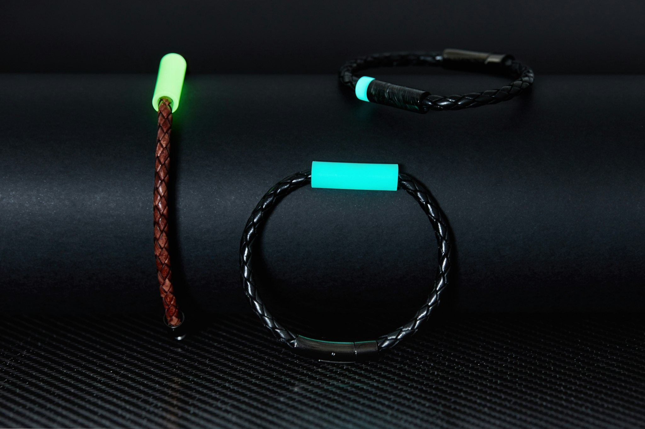 Forged carbon fiber jewelry with kevlar gallery image