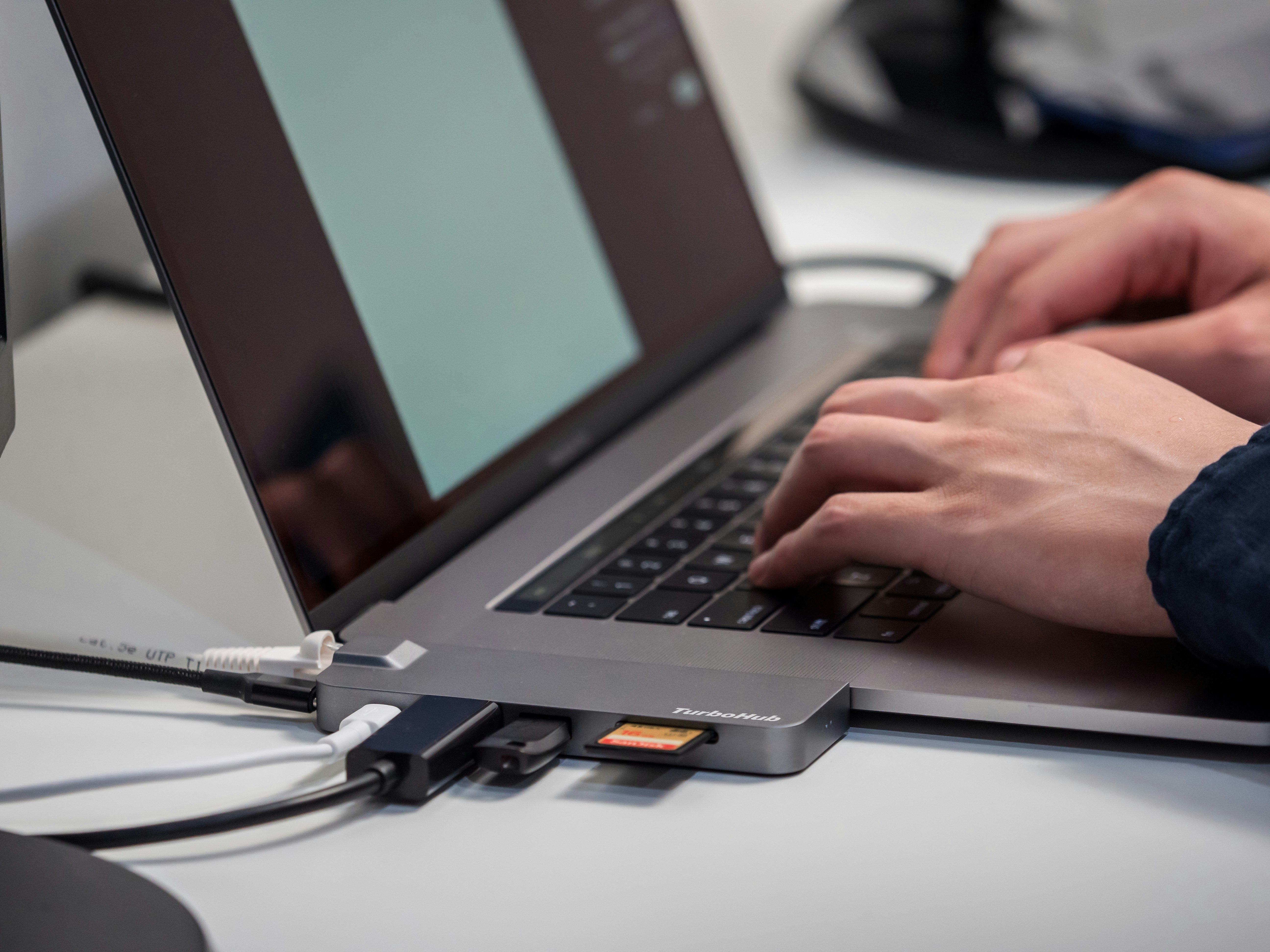 TurboHub gallery image