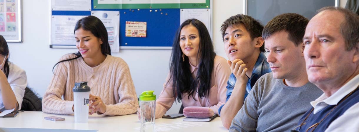 Trường Anh ở Tây London media 2