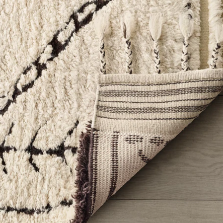 Buy Luxury Area Rugs & Carpets in India gallery image