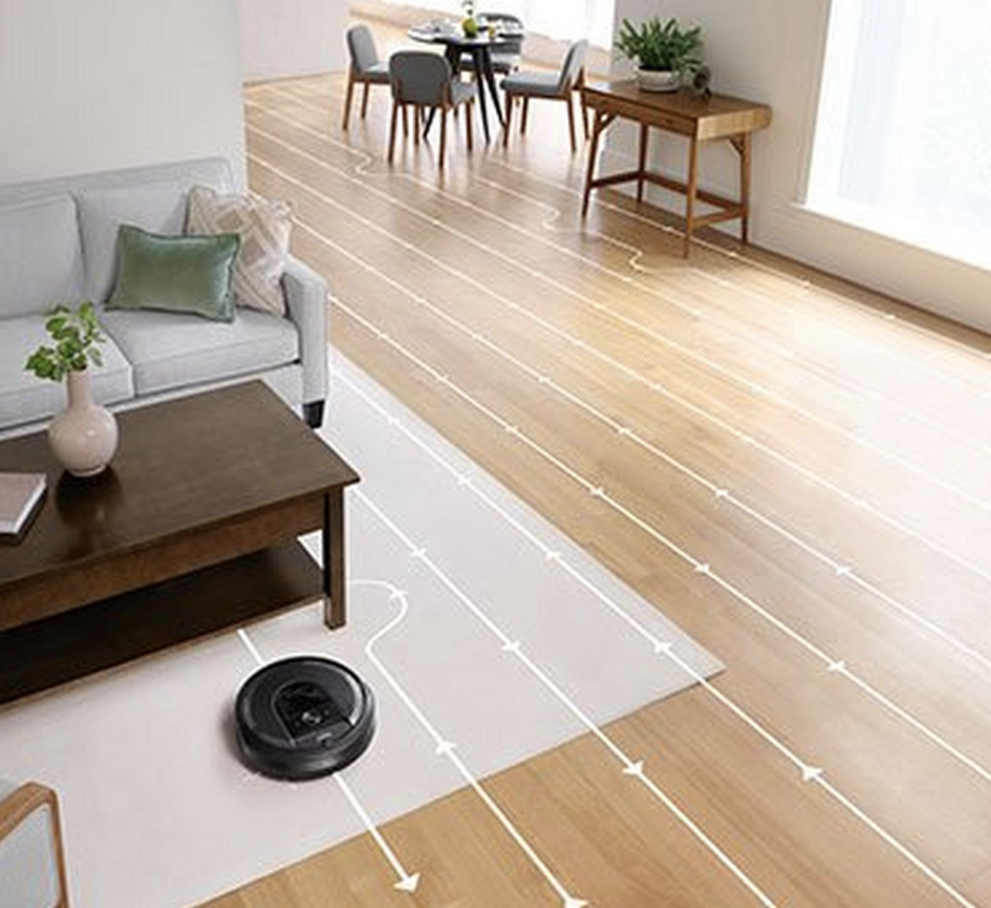 Roomba i7+  gallery image