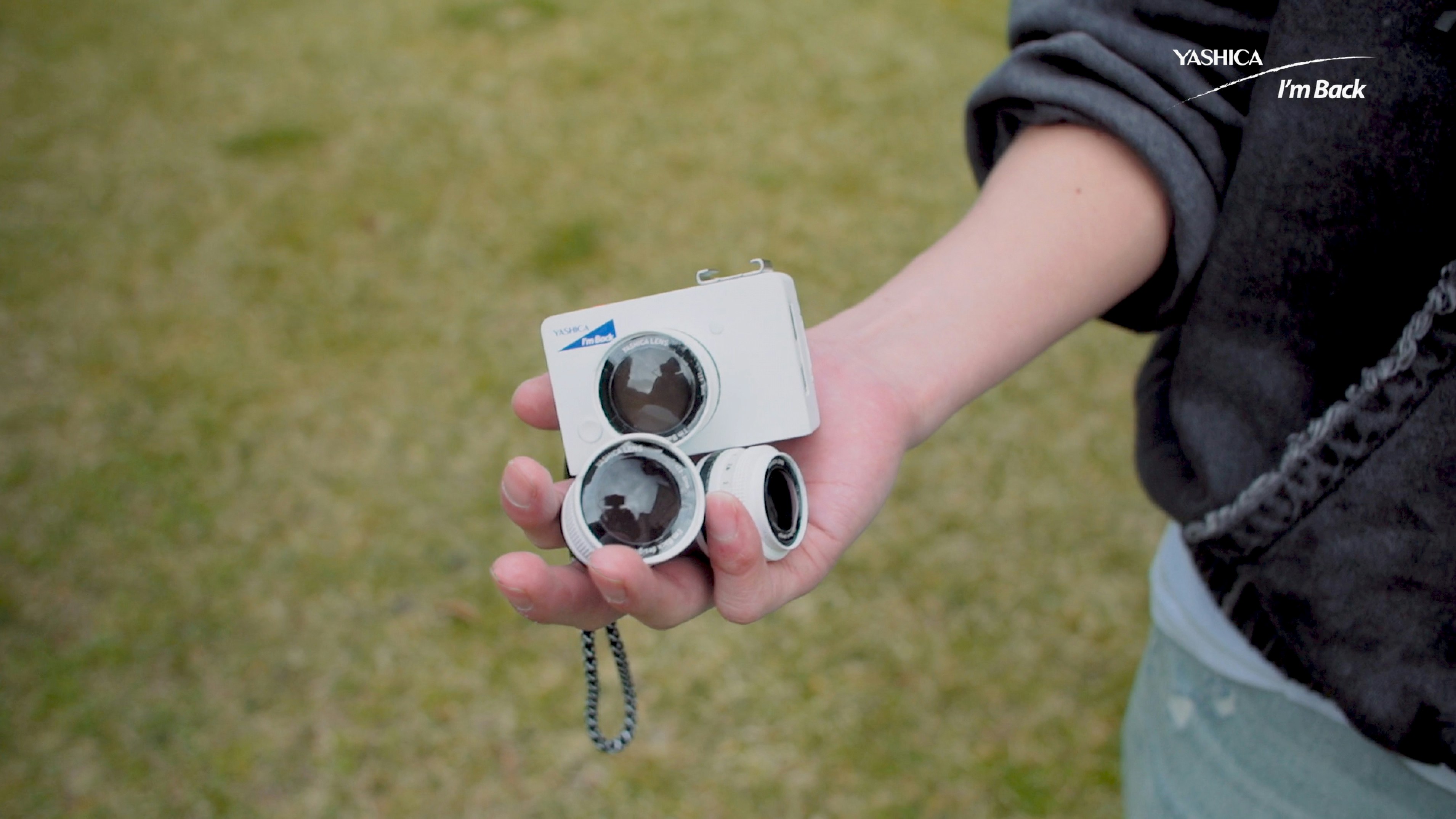 Micro spiegelloser Yashica - Ich bin zurück! - Die kleinste spiegellose Kamera, die jemals erfunden wurde Medien 4