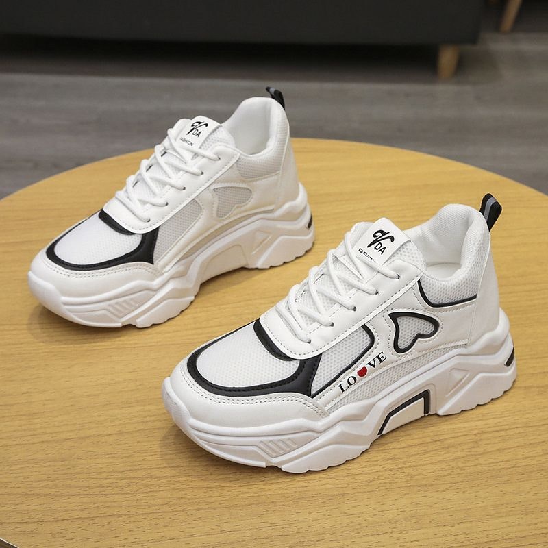 Frauensportschuhe