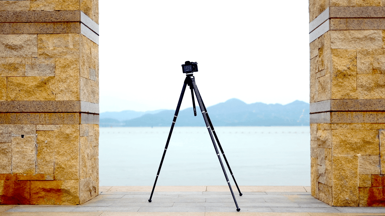 Benro Theta Auto-leveling Tripod media 5