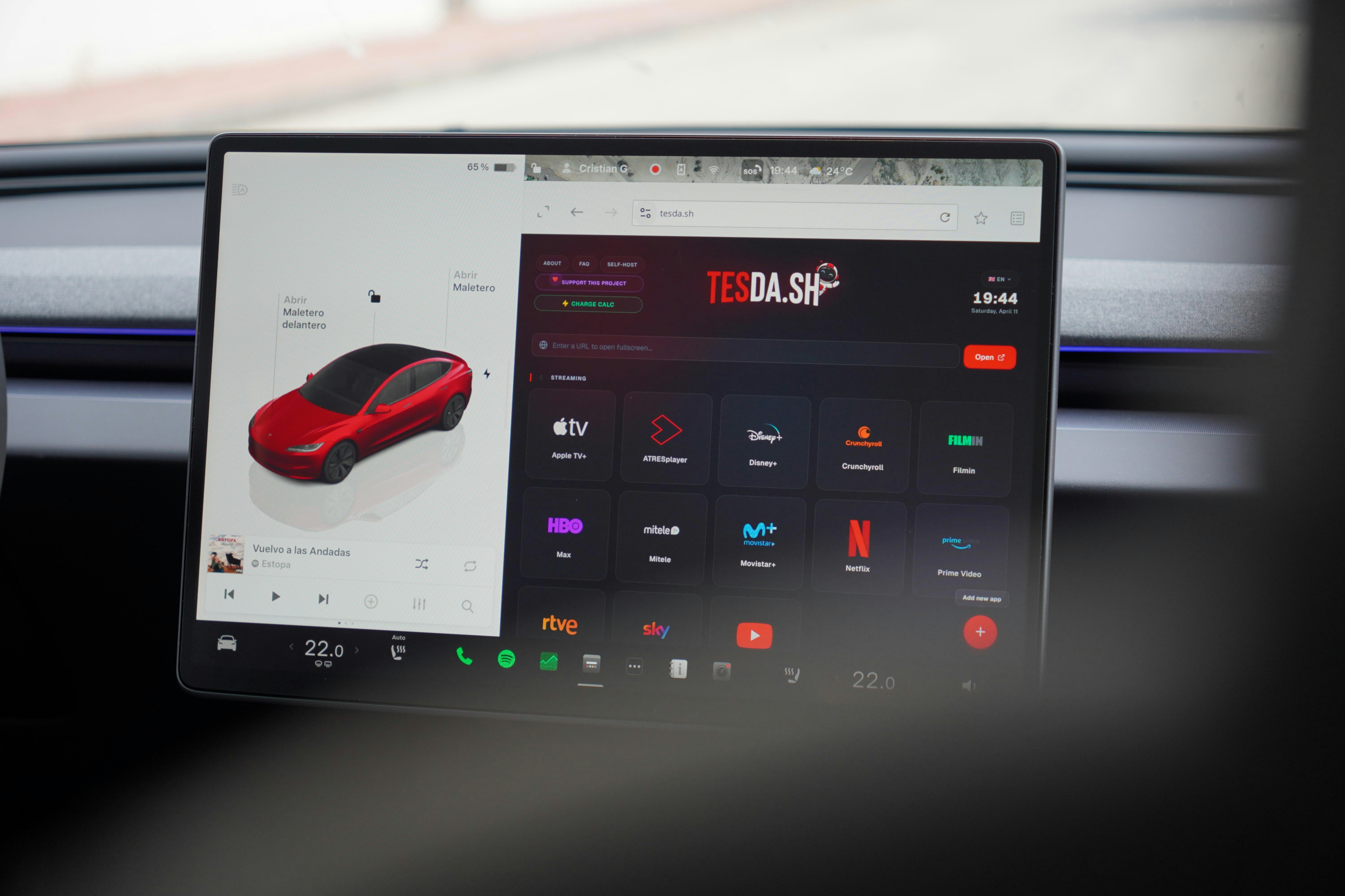 Tesdash gallery image