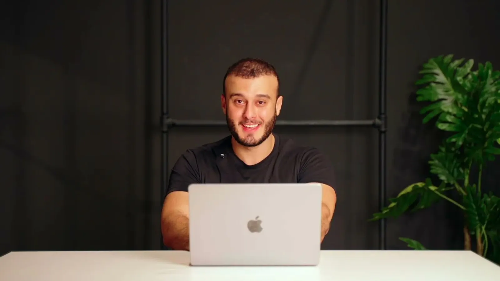 Widgo screenshot 1 (video preview)