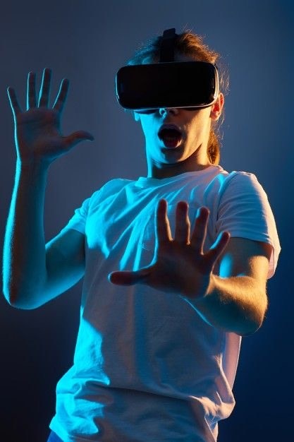 Metaverse -Maske - Hey, hier ist das neueste und erschwingliche Geschenk 🎁 Zukunft Medien 9