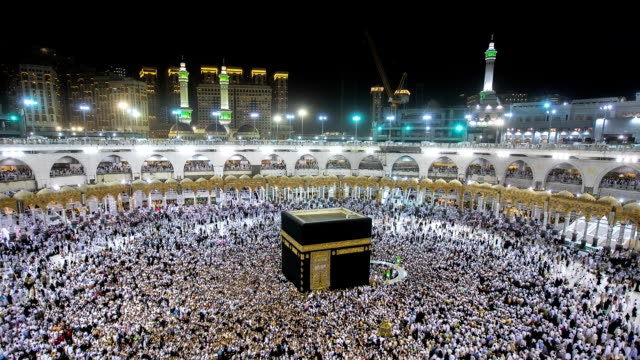 Pacchetti Umrah di dicembre media 1