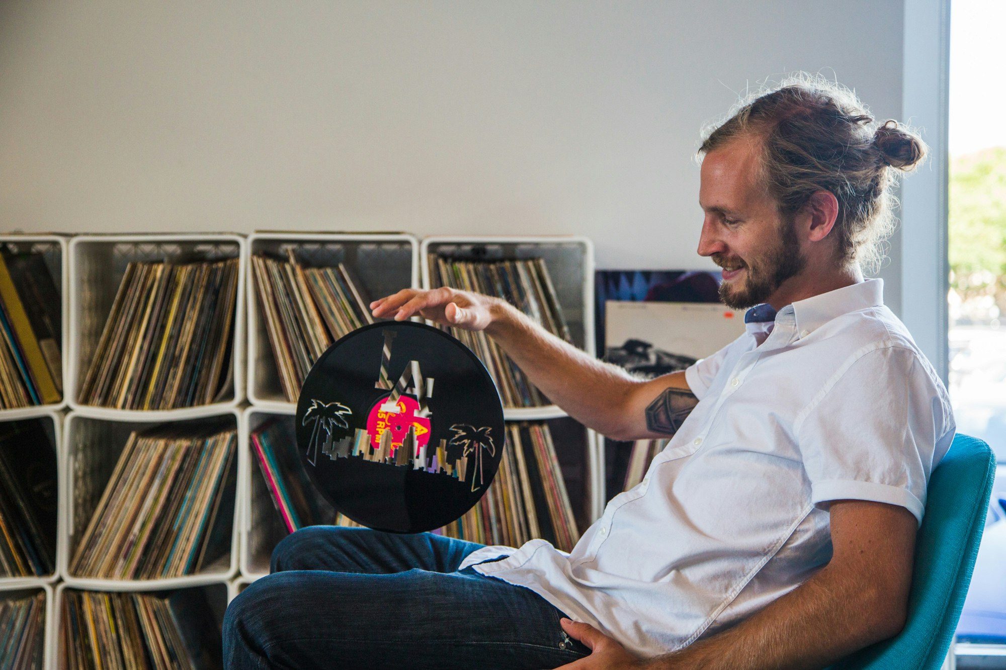 Skylinyl gallery image