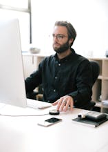 Tiller gallery image