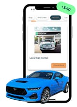 Houstr 앱을 사용하는 태블릿 - Houstr 앱을 나타내는 태블릿 화면으로, 부동산 검색, 예약 옵션, 그리고 개인화된 추천 기능과 같은 기능을 강조하고 있습니다.
