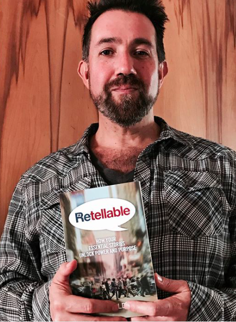 Retellable gallery image