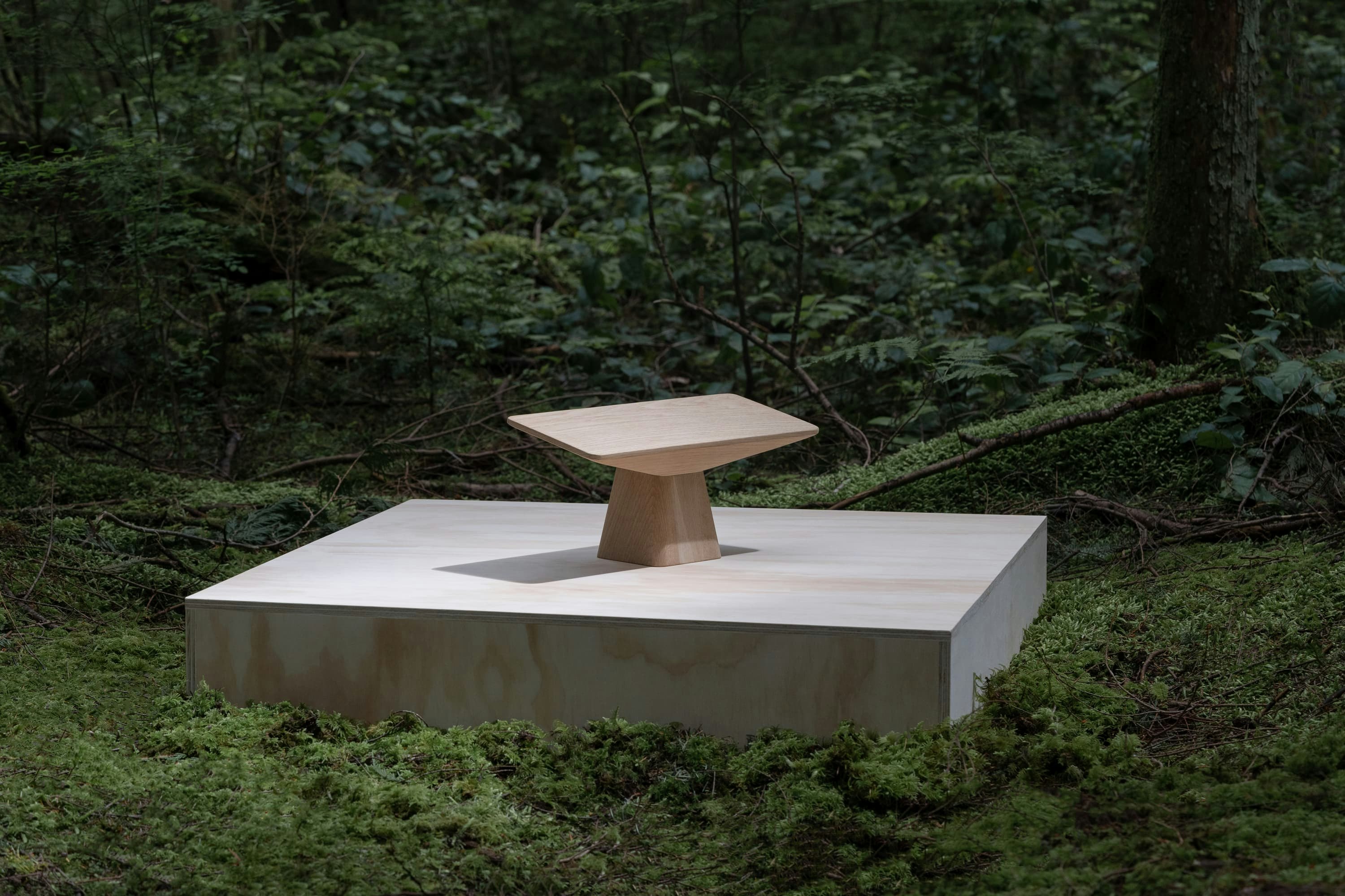 Walden Meditation Bench gallery image