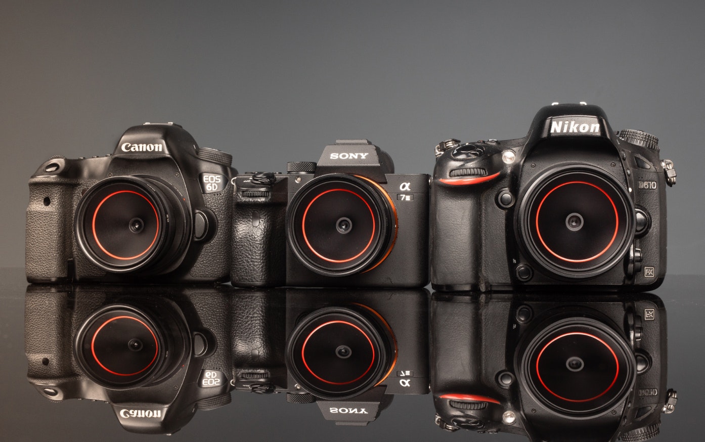 Pinhole Pro Max gallery image