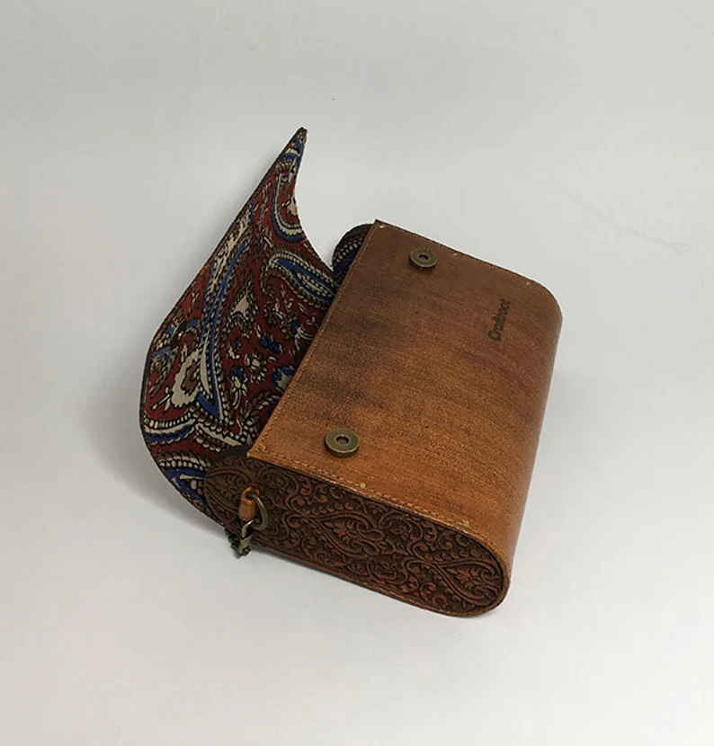 Designer Party Clutch bag media 1