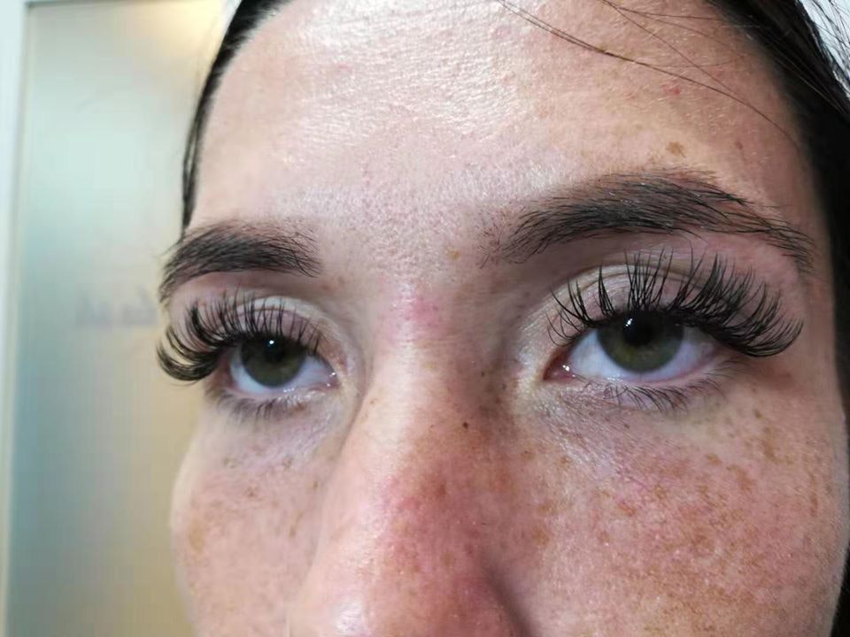 Eyelash Extensions Classic Set gallery image