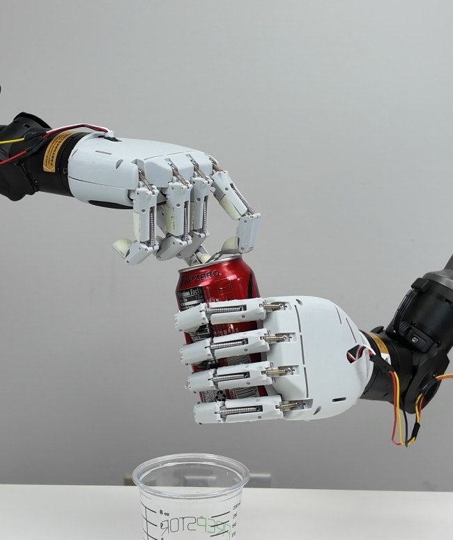 Aero Hand Open gallery image