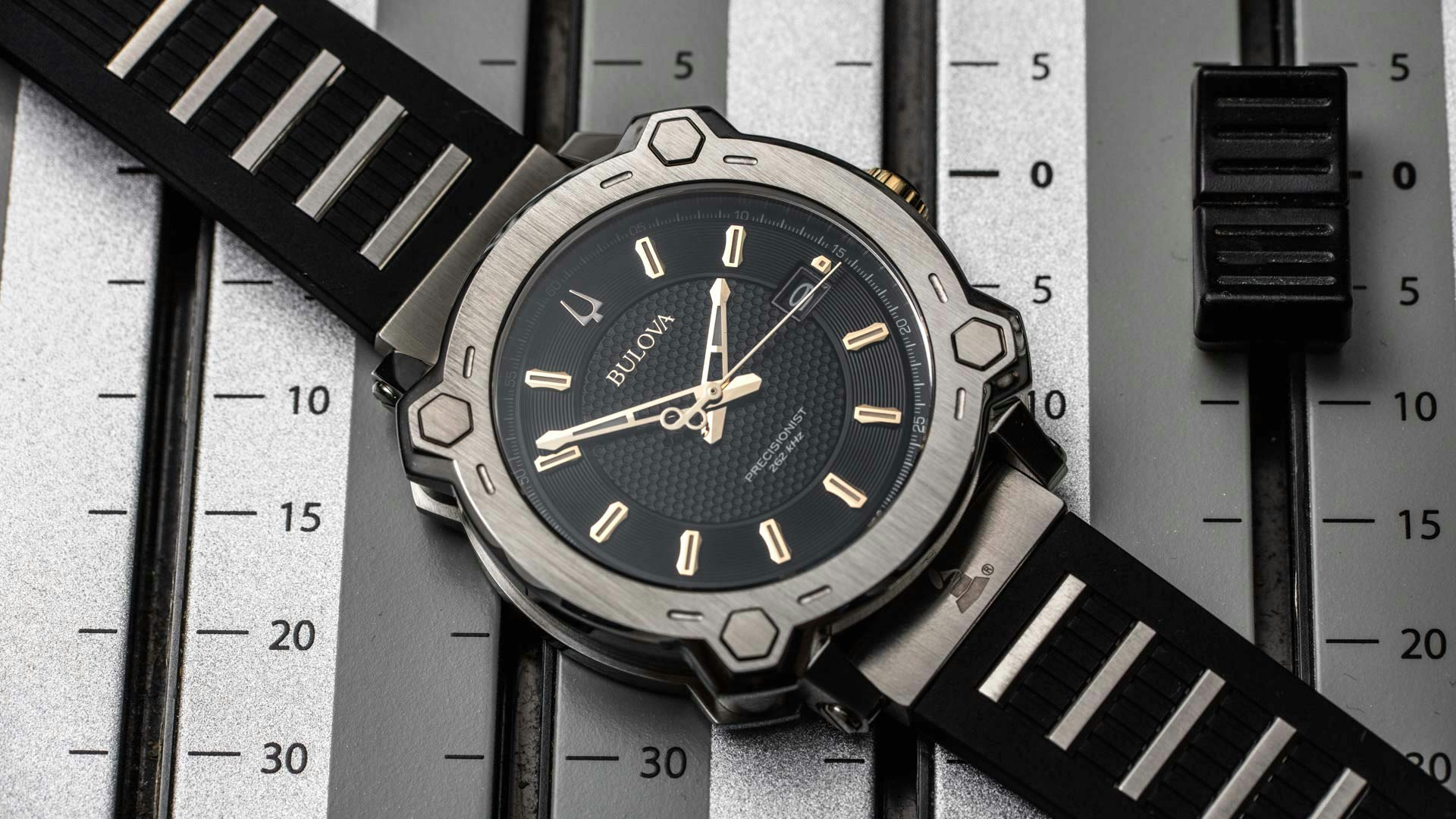 Experimenting And Evolving – The New Bell & Ross BR 03-92 Diver White  Bronze - Scottish Watches