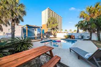 Gulf Shores Vacation Rentals gallery image