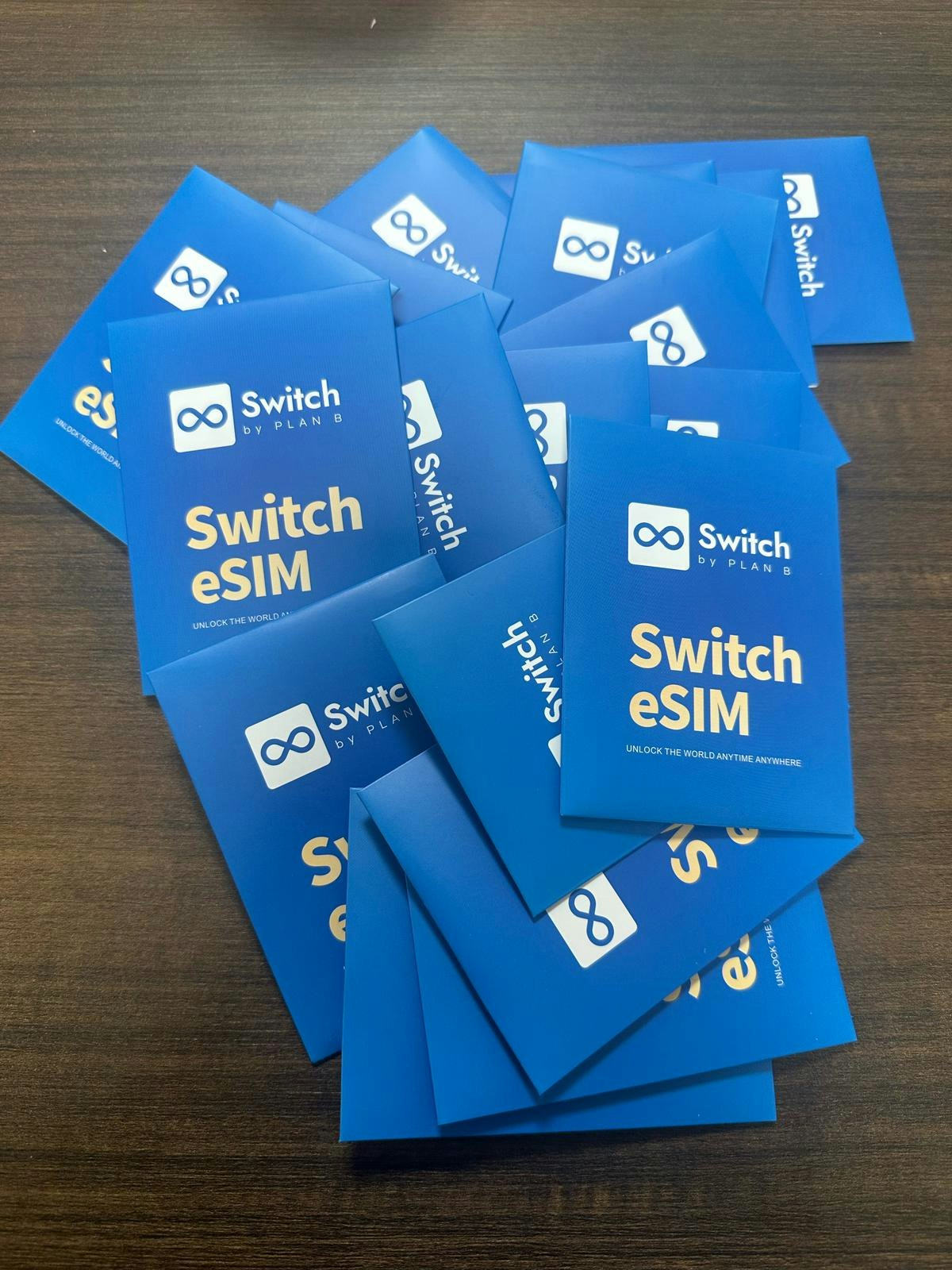 Switch eSIM gallery image