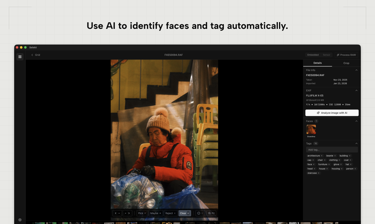 Selekt gallery image