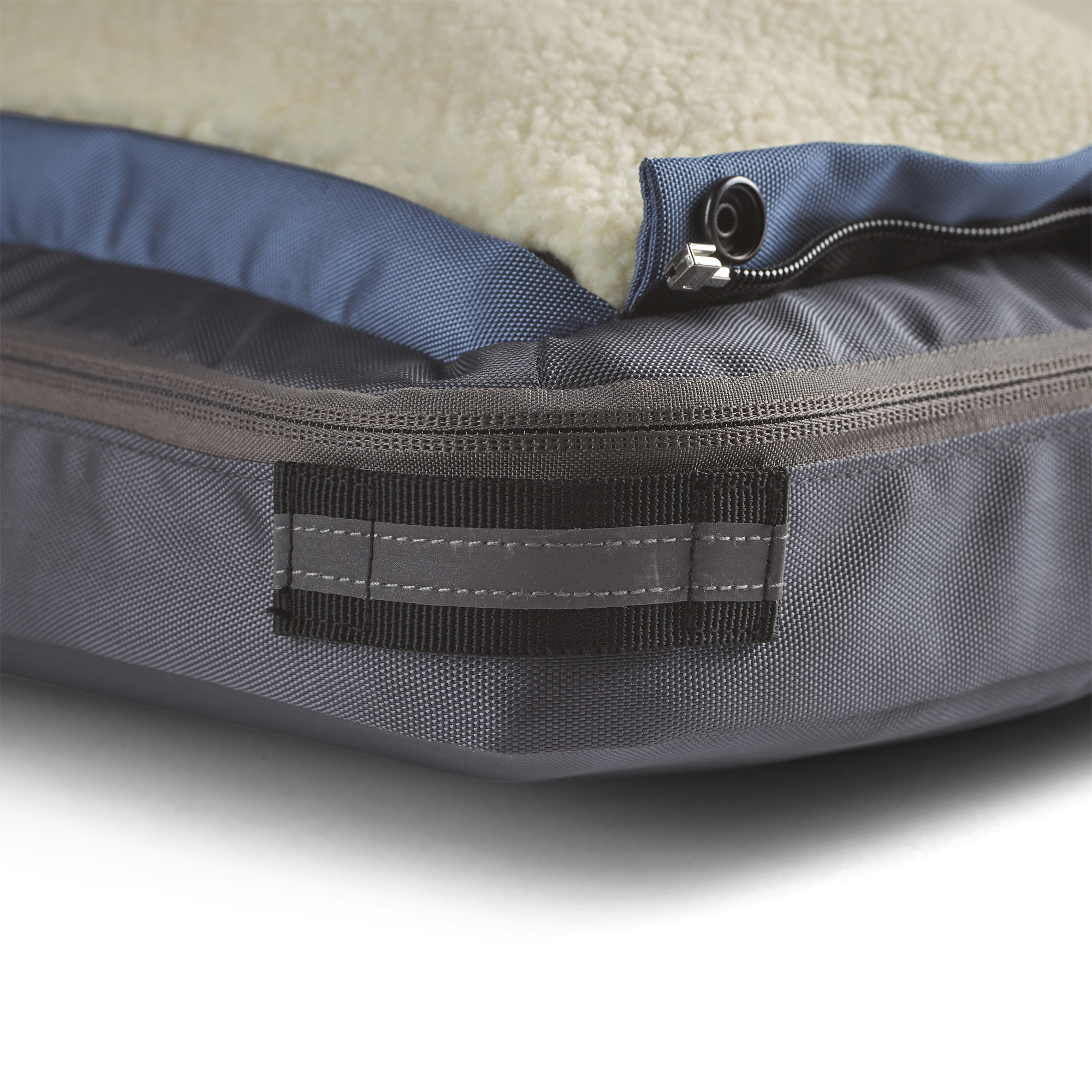 Ruffrest® Ultimate Dog Yatak - James Bond ve Müfettiş Gadget bir köpek yatağı yapsaydı medya 53