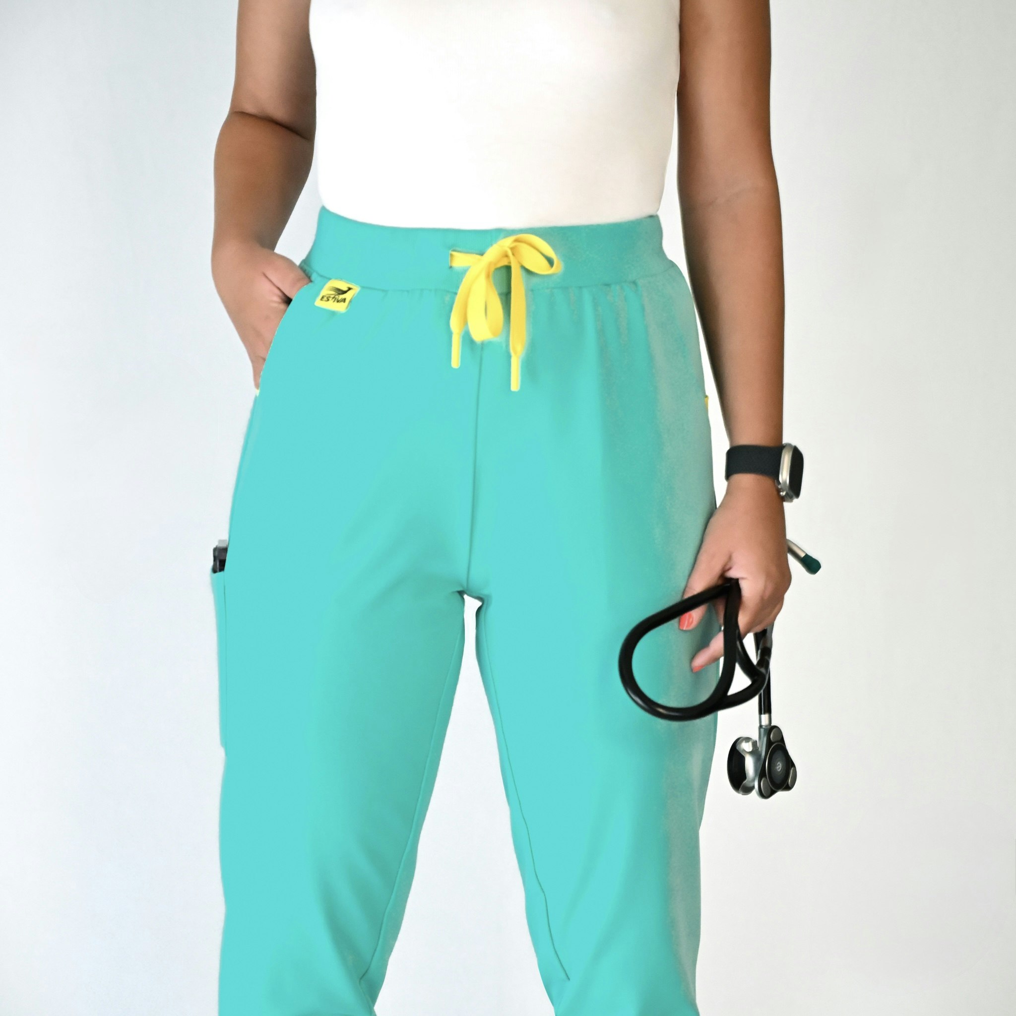 Estiva gallery image