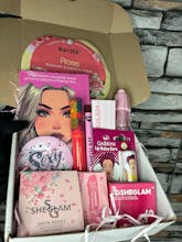 Glame Chic gallery image