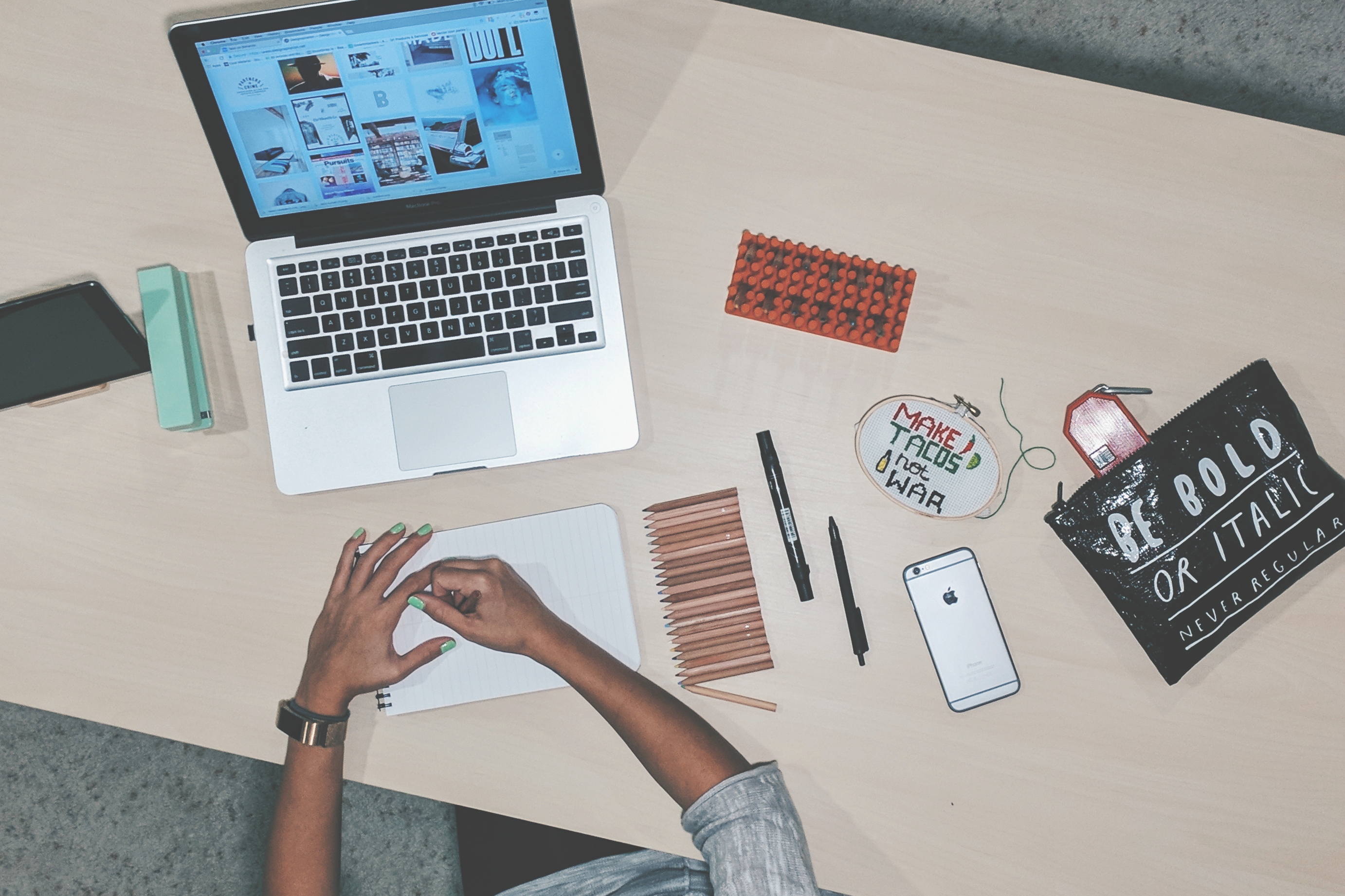 Deskstash gallery image