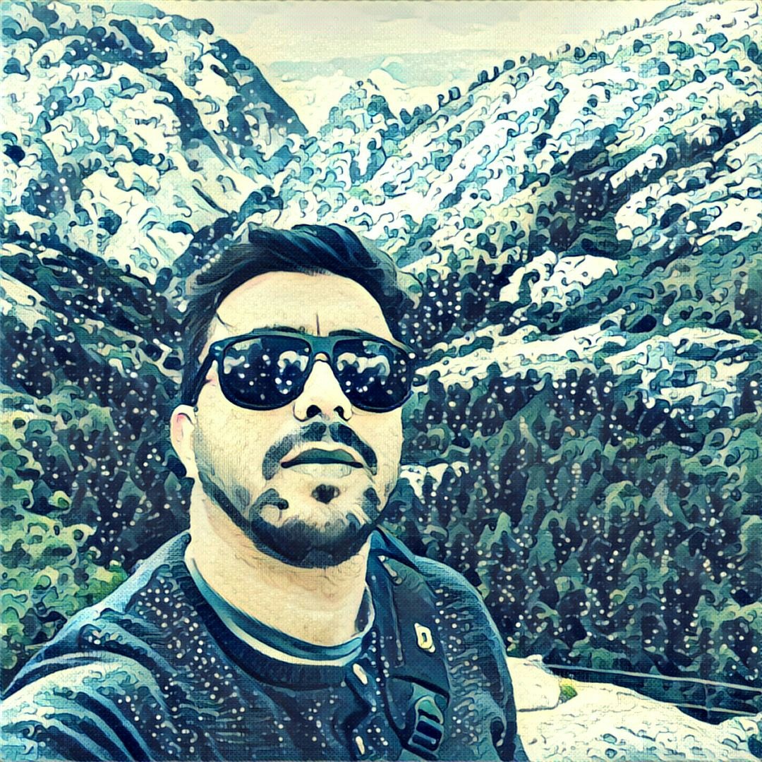 VanHackaton - Surprise Us