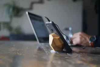 Halo Wireless Phone Charging Stand gallery image