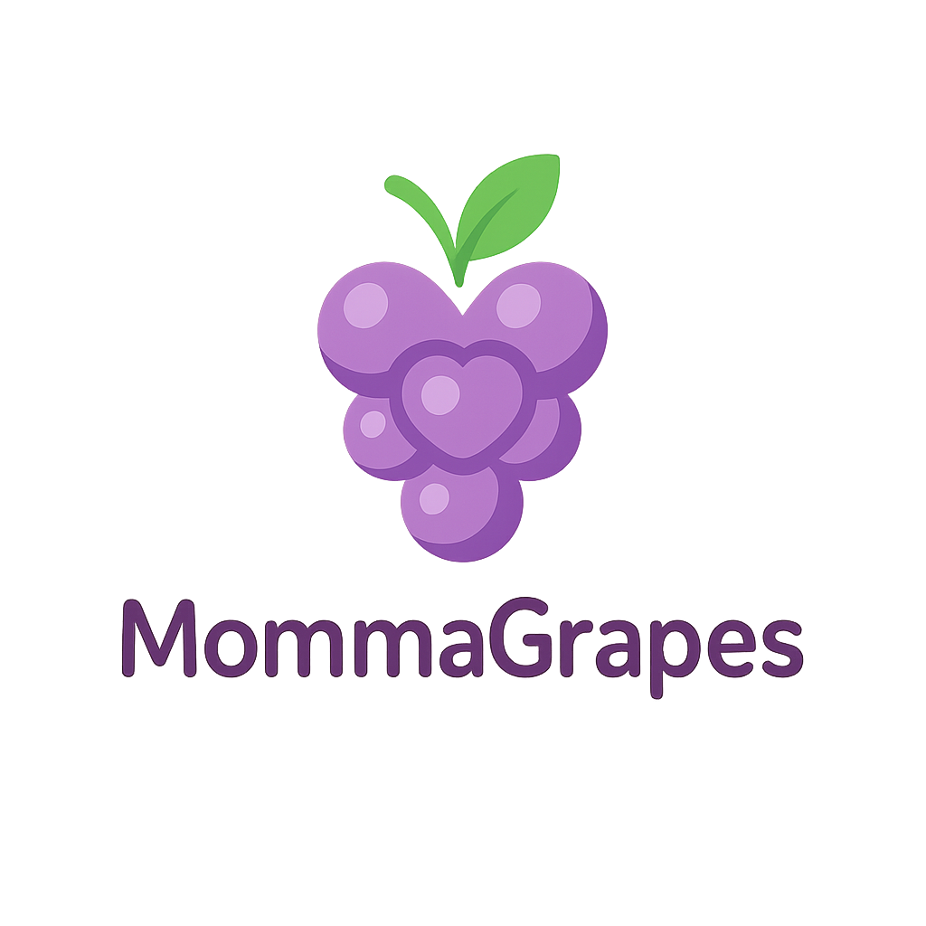 MommaGrapes logo