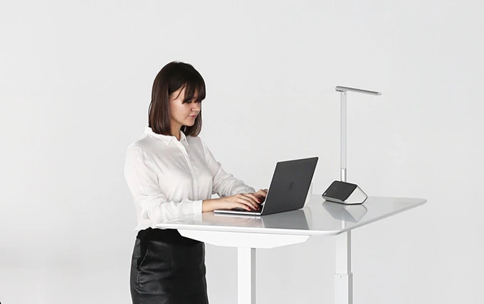 Magic Desk by 37 Degree