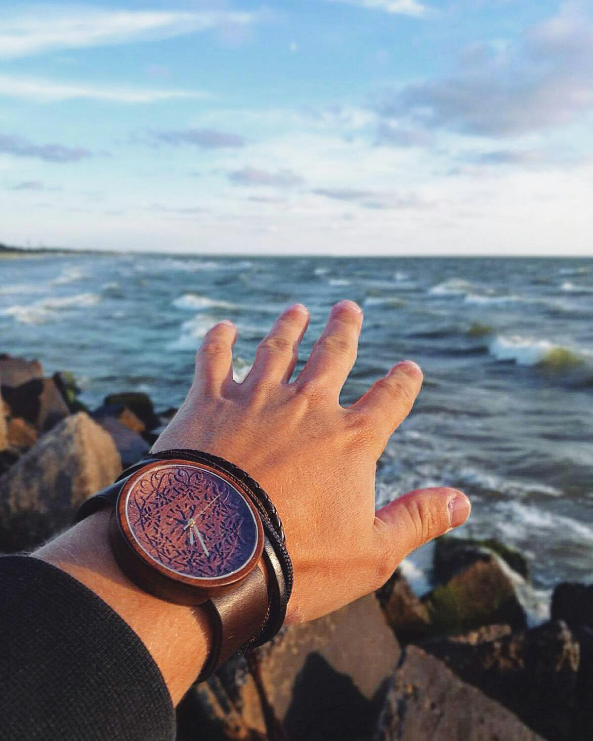 Ovi Wooden Watches gallery image