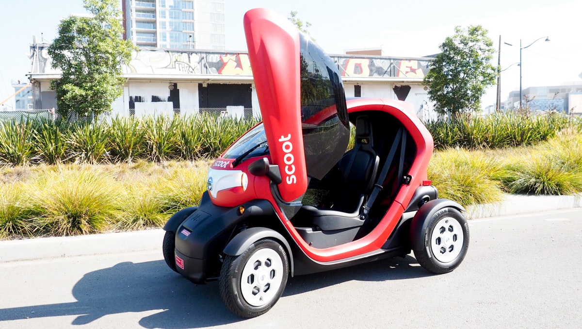 Scoot mini on sale electric car