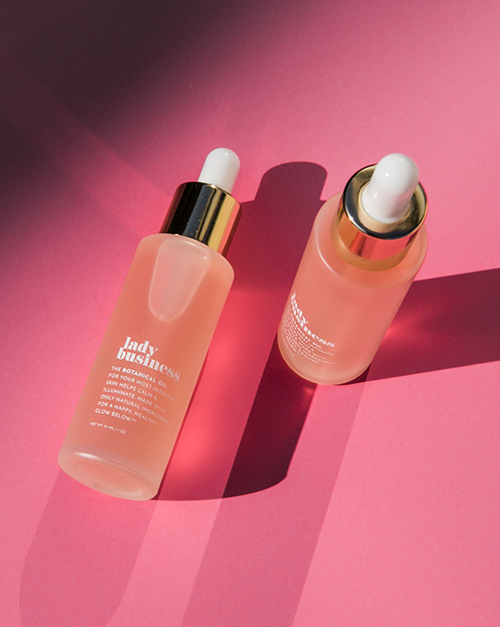 Rejuvenating Botanical Oil for Intimate Skin gallery image