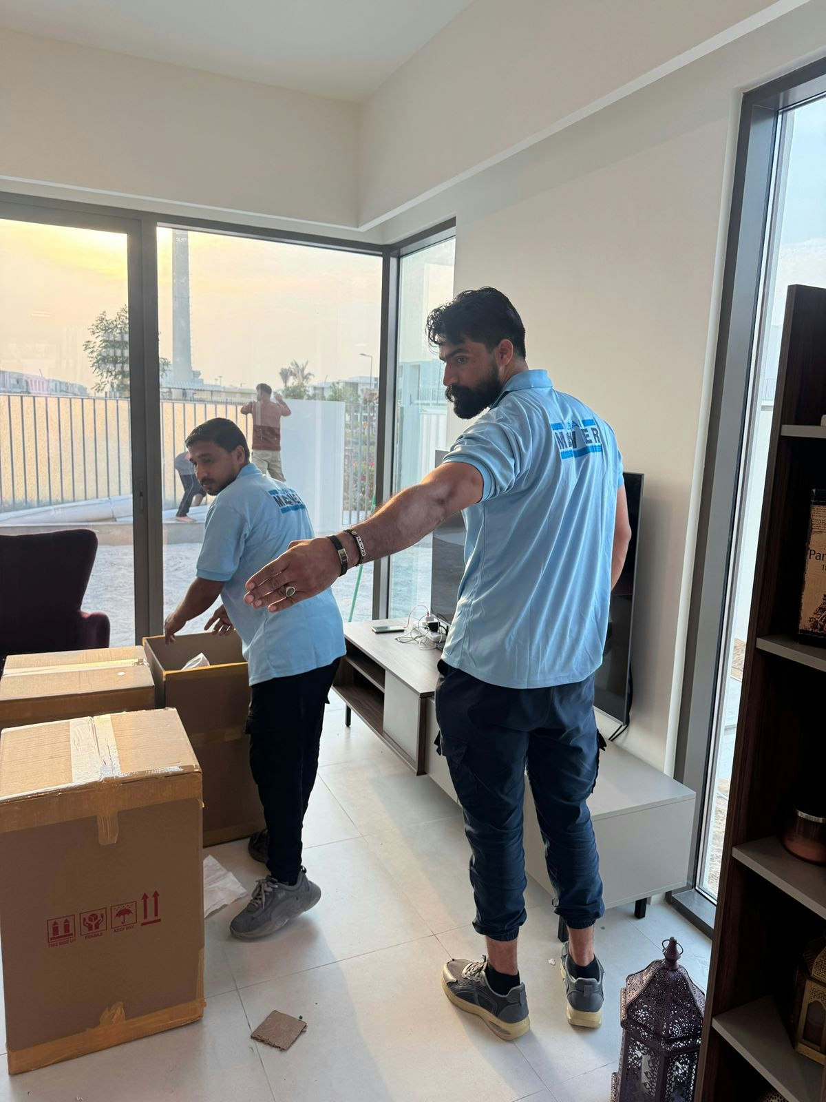 Dubai Mover gallery image