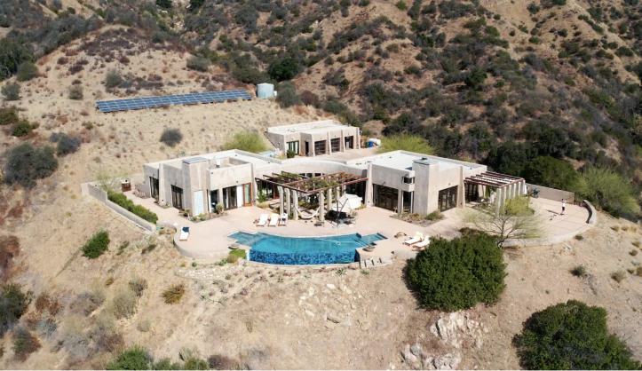 Maker Manor by Together