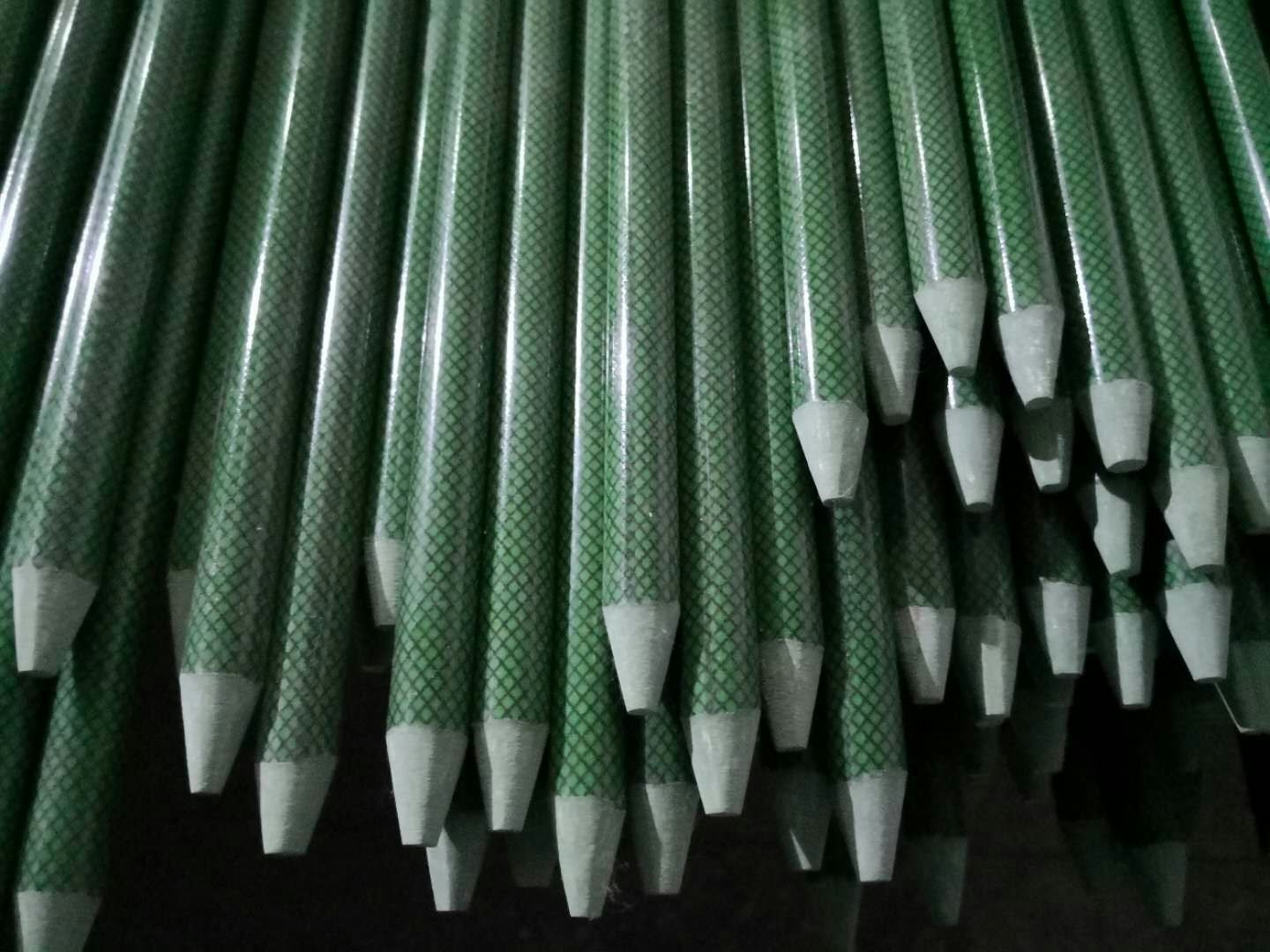 fiberglass stake manufacturers