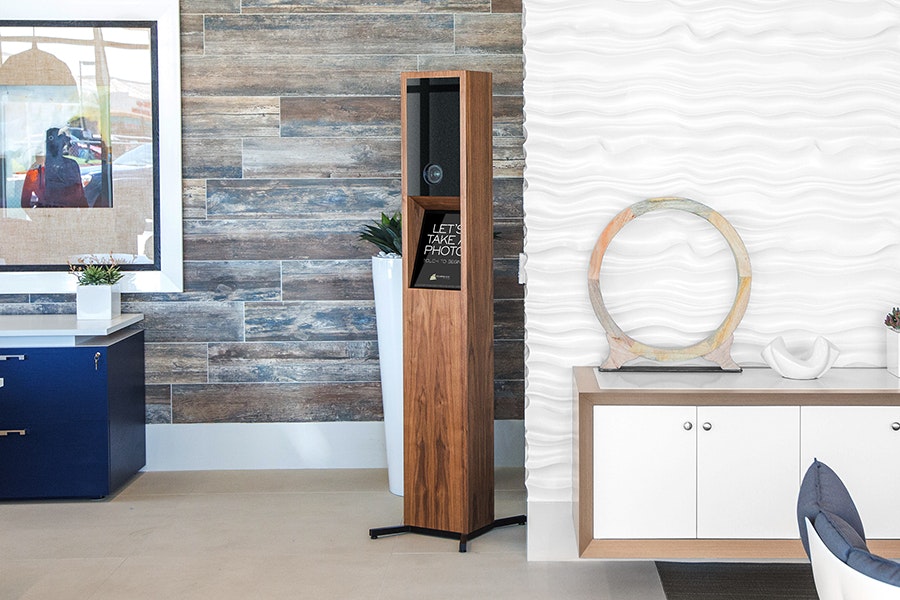 Lensley Automatic gallery image