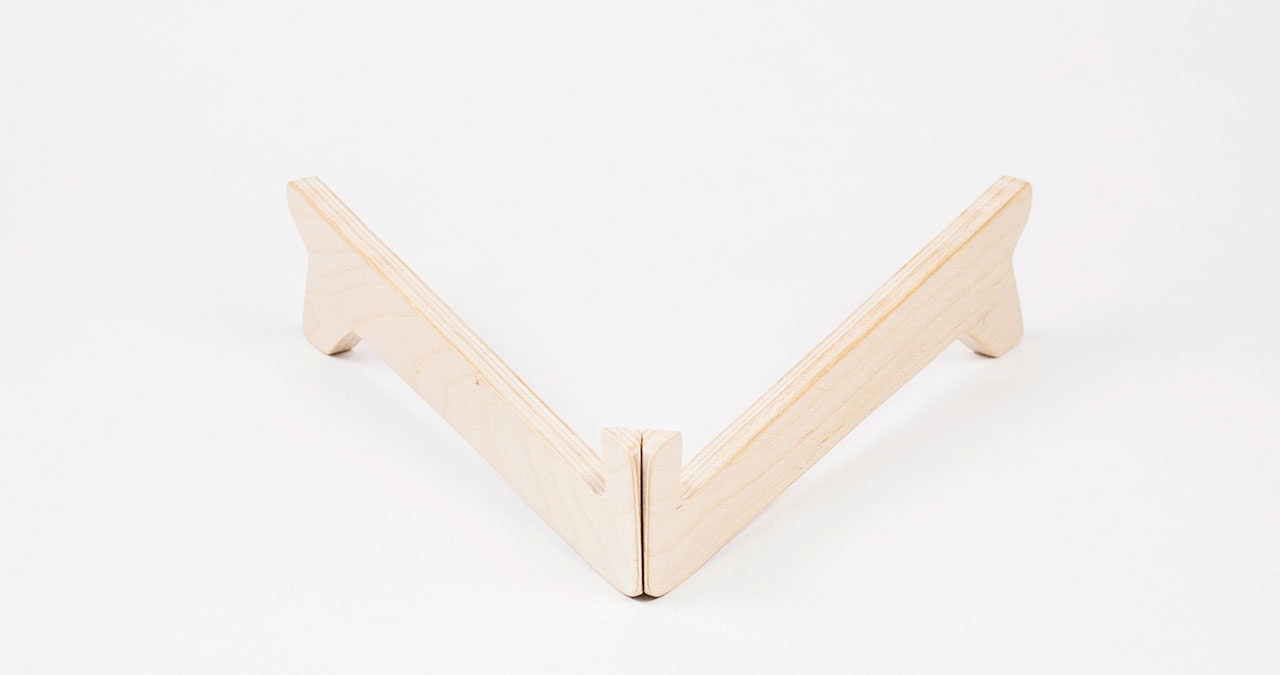 ISOSCELES gallery image