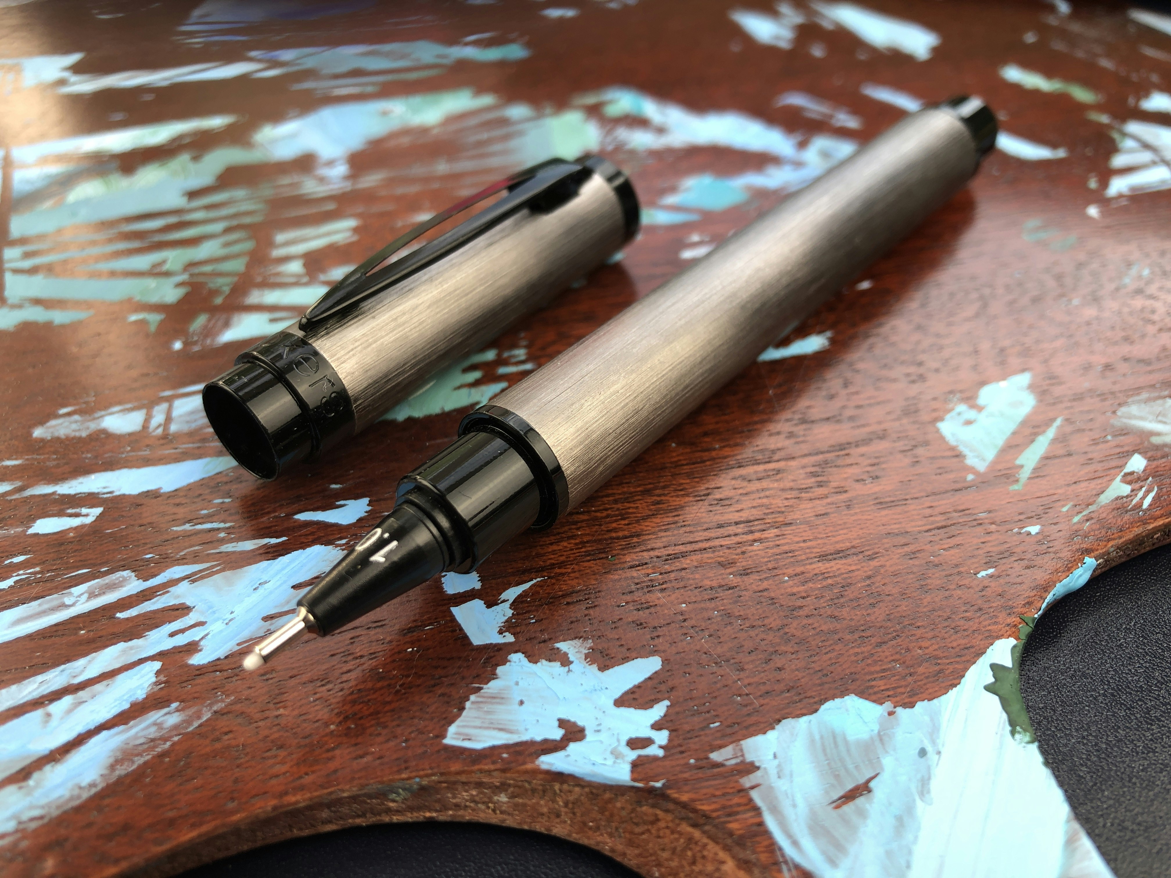 ✍️ Magnetic cap refillable felt tip pen gallery image