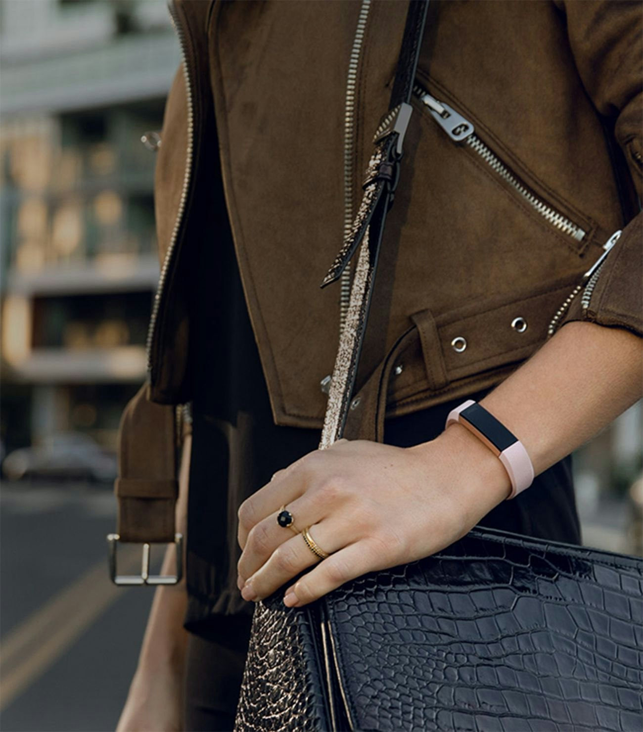 Fitbit Alta HR gallery image