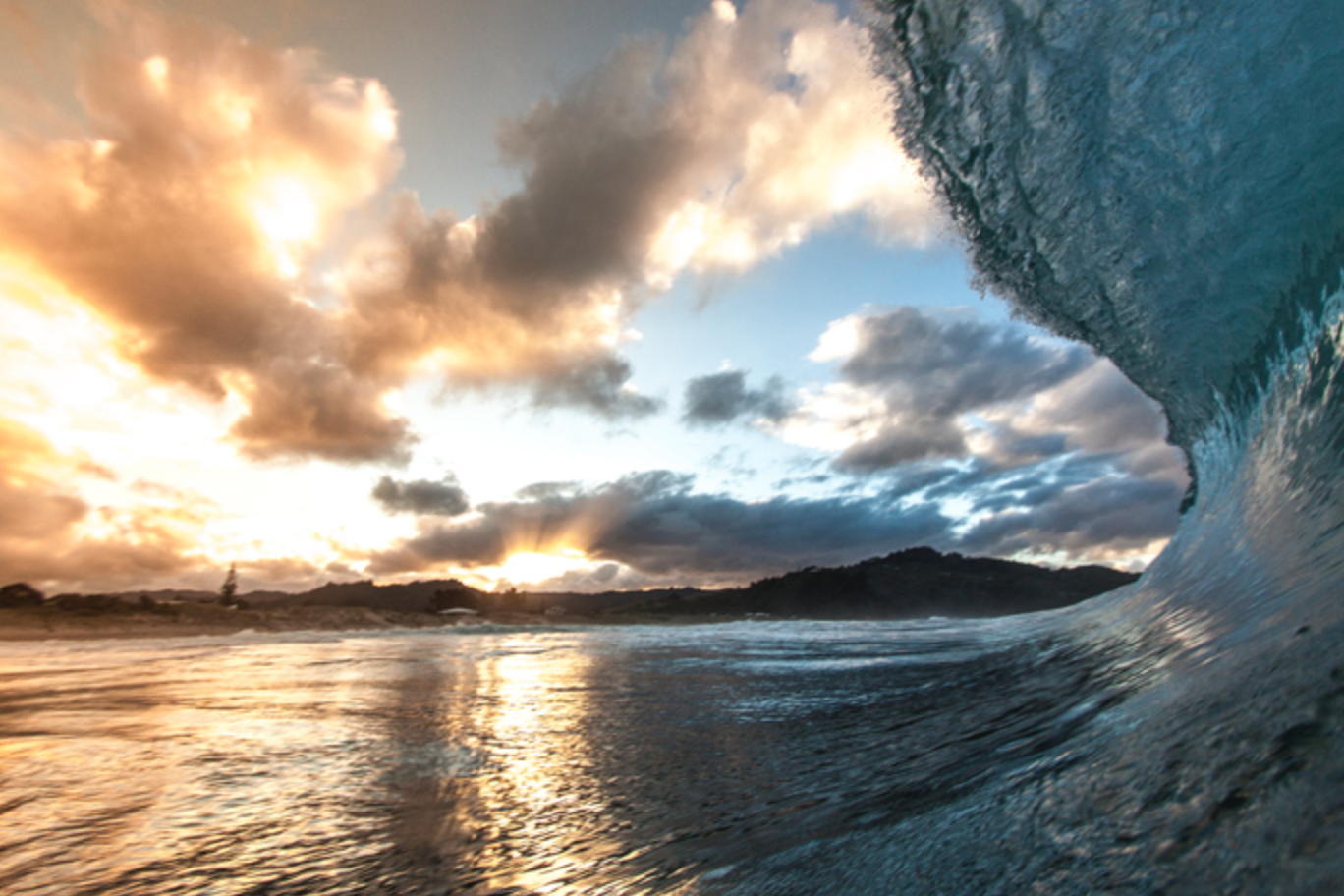 The Official NZ Surf Guide gallery image