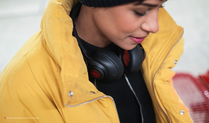 B&B PURE Headphones gallery image