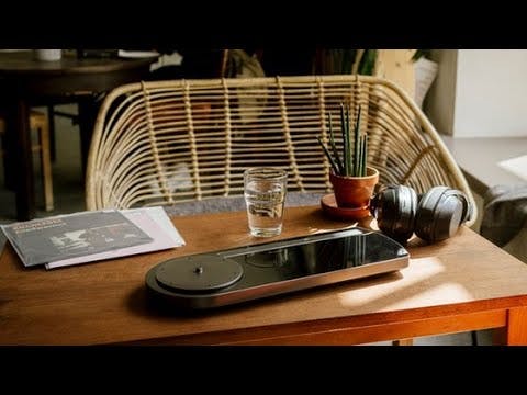 Coturn portable record player media 1