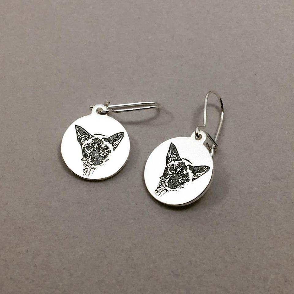 Jevelo gallery image