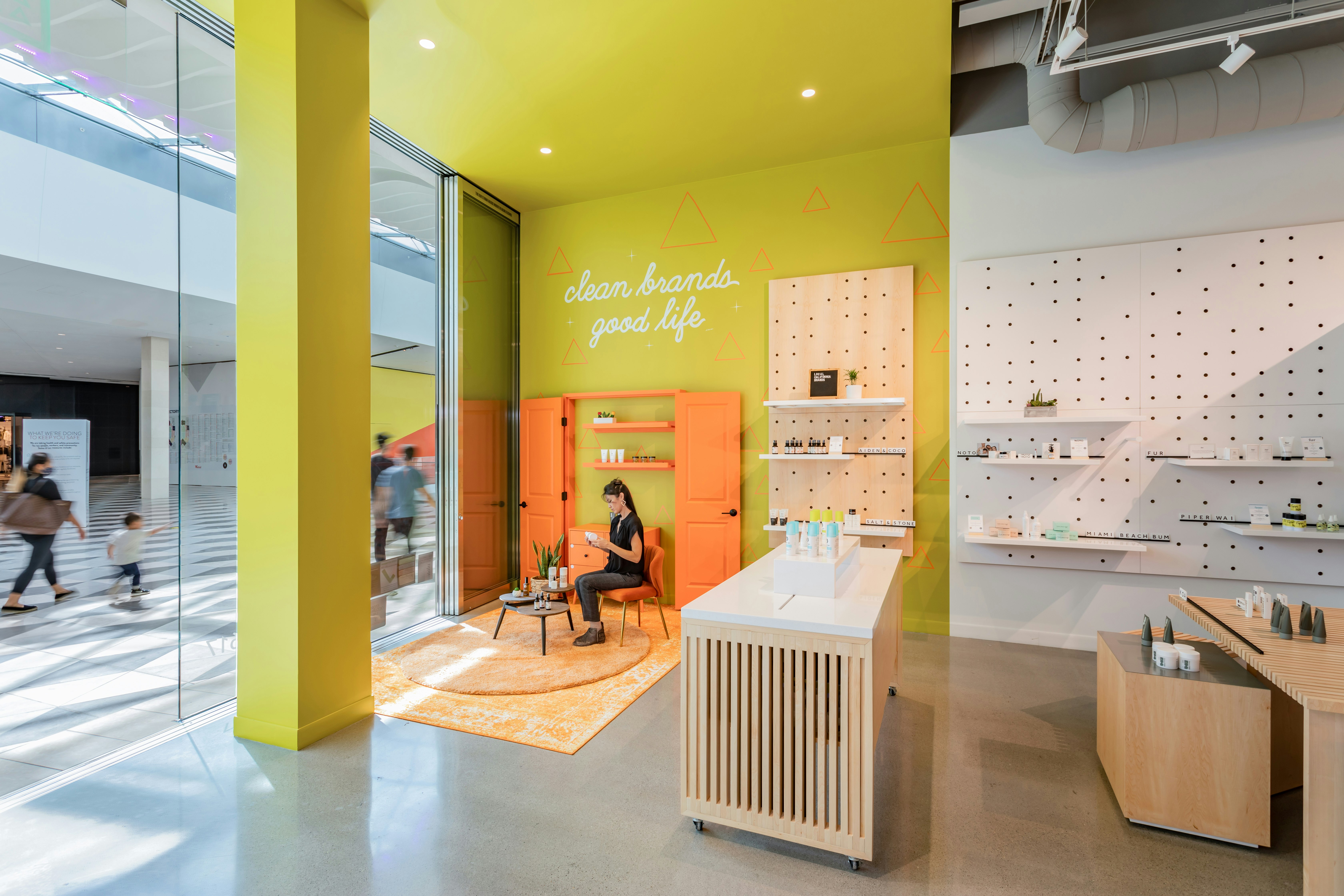 Clik Shop gallery image