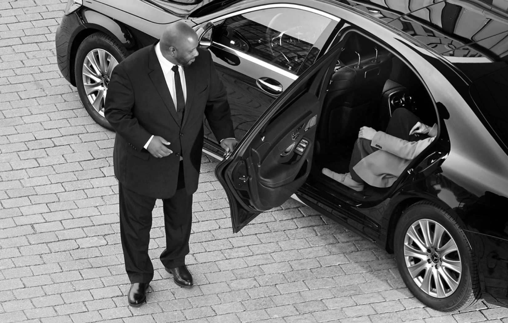 Automotive Luxury Limo & Car Service gallery image