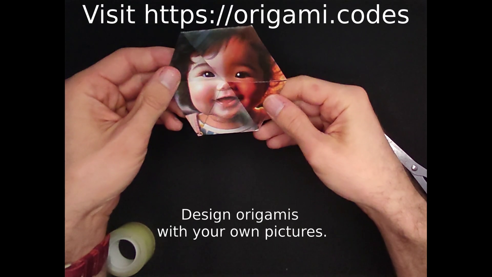 origami.codes - DIY प्रिंट करने योग्य ओरिगेमी, उपयोगकर्ता की छवि के साथ जब मुड़ा हुआ दिखाई दे रहा है मीडिया 6